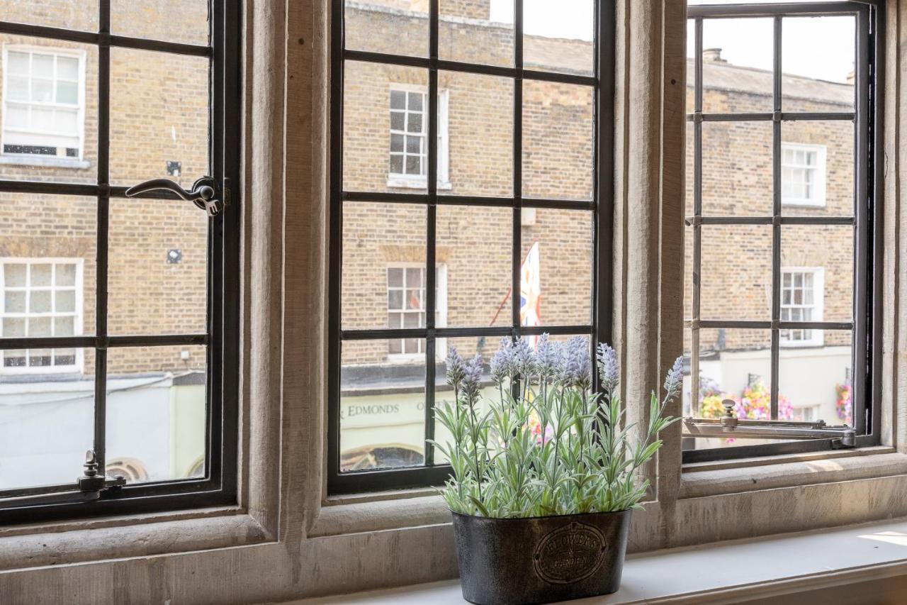 Castle Properties:Eton-The College Windsor Eksteriør billede