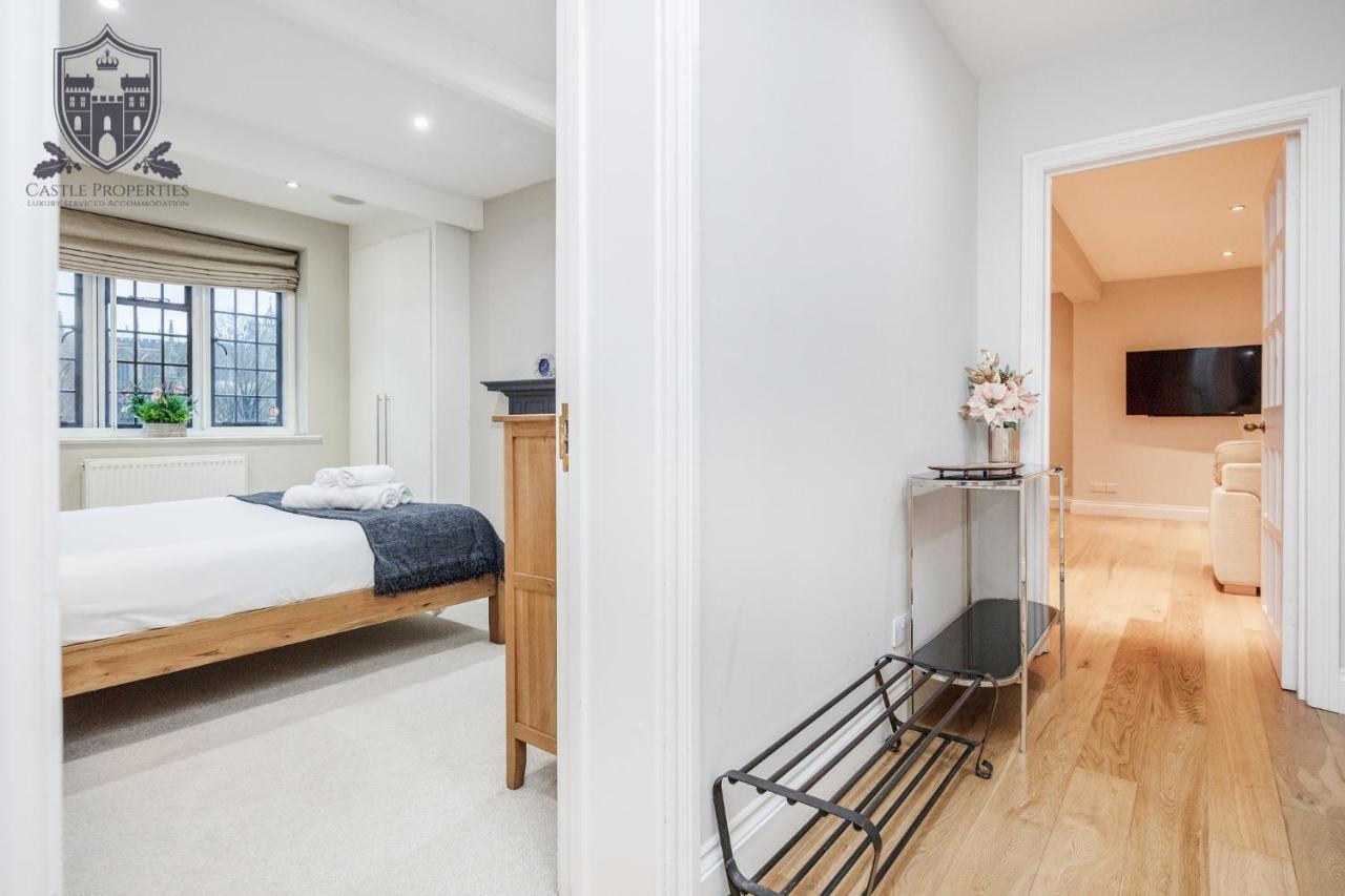 Castle Properties:Eton-The College Windsor Eksteriør billede